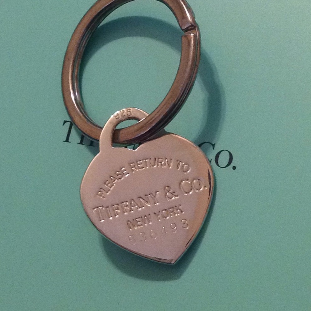 Return to Tiffany keychain